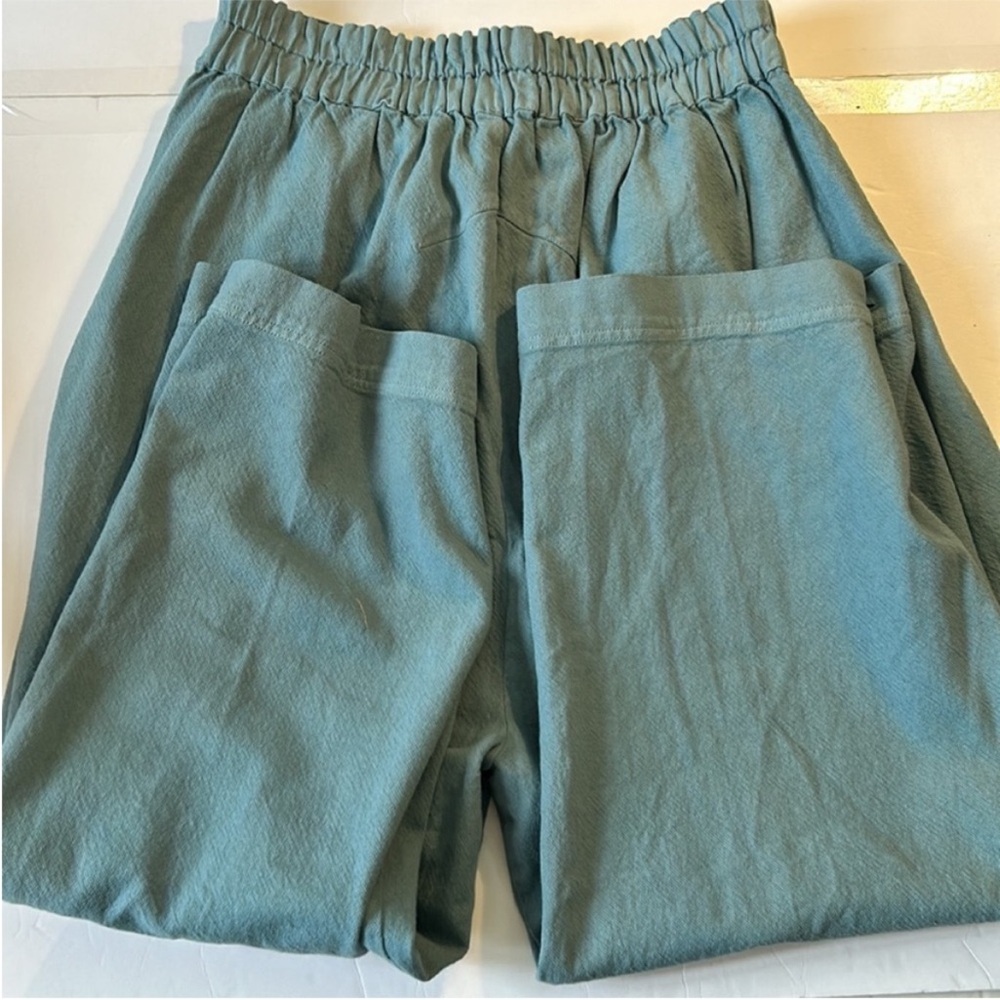 Free People Small Pants Cool Harbor Wide-Leg Trousers in blue zippered pockets - Picture 4 of 11